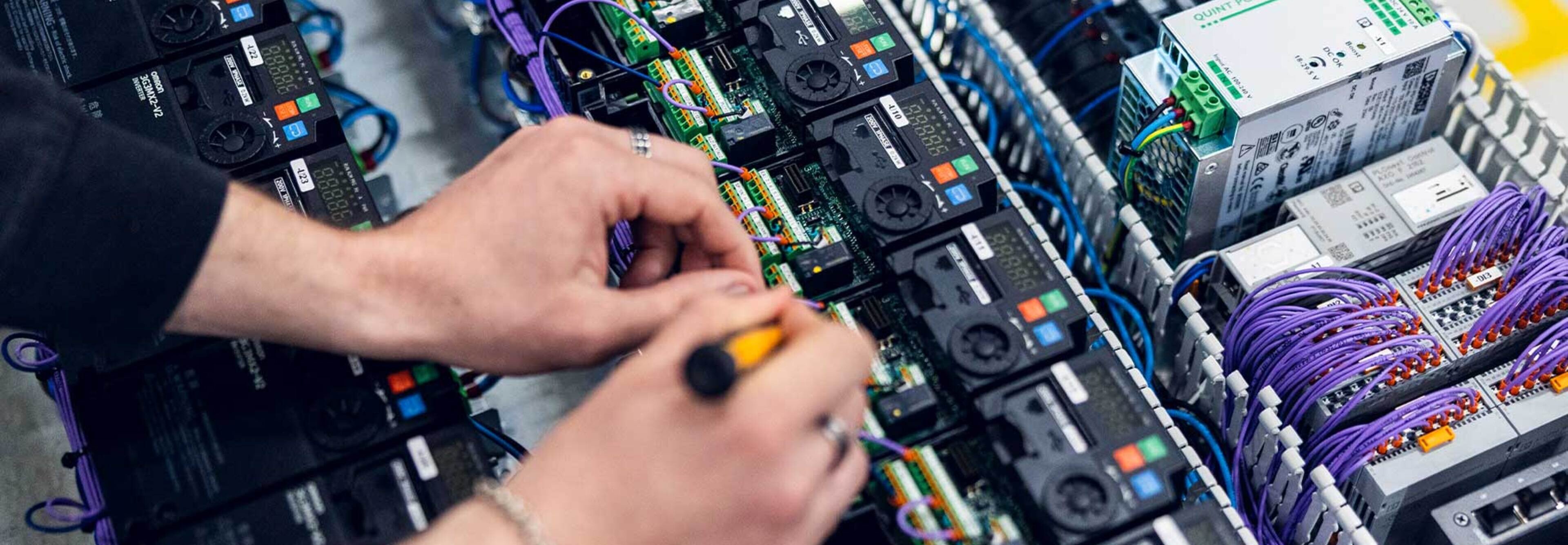 Electrical and control systems | Servi