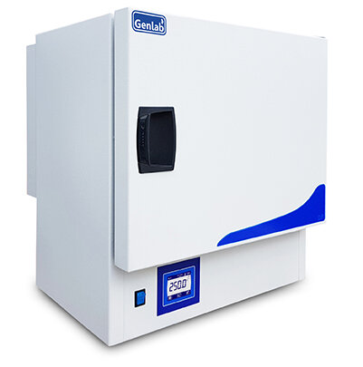 Produktbilde av MTO varme- og tørkeskap fra Genlab, designet for effektiv og pålitelig tørking av laboratorieprøver.