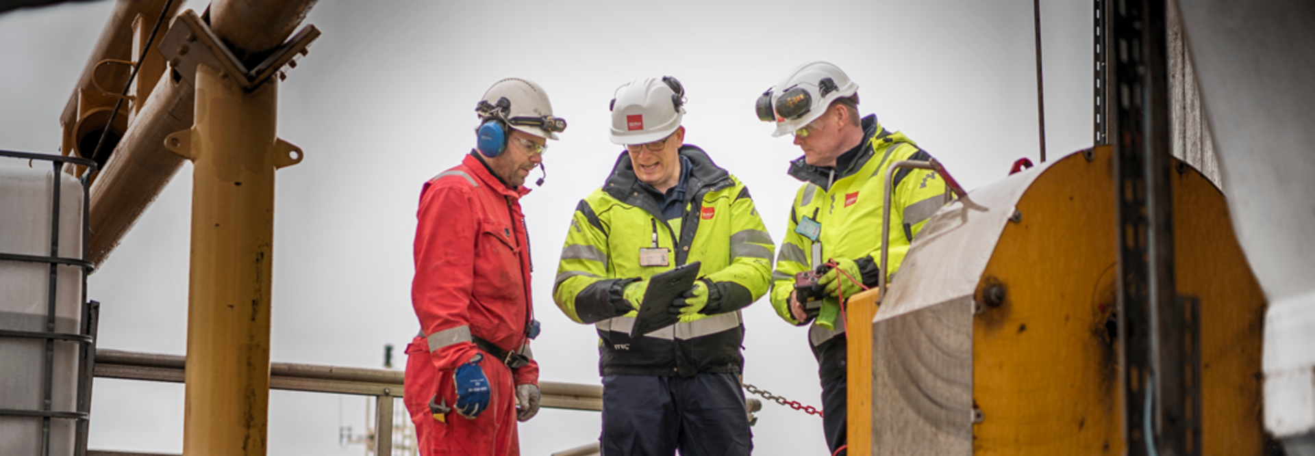 Serviceoppdrag på offshore-plattform med Servi-ansatte